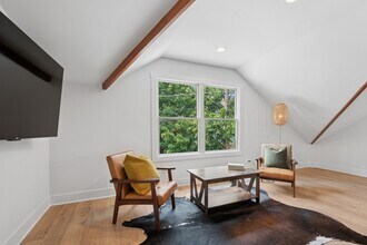 2034 Maple Ave in Evanston, IL - Building Photo - Building Photo