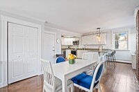 79 Gainsborough St, Unit 2 in Boston, MA - Building Photo - Building Photo