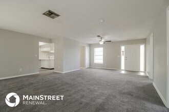 1927 English Dr in Deltona, FL - Building Photo - Building Photo