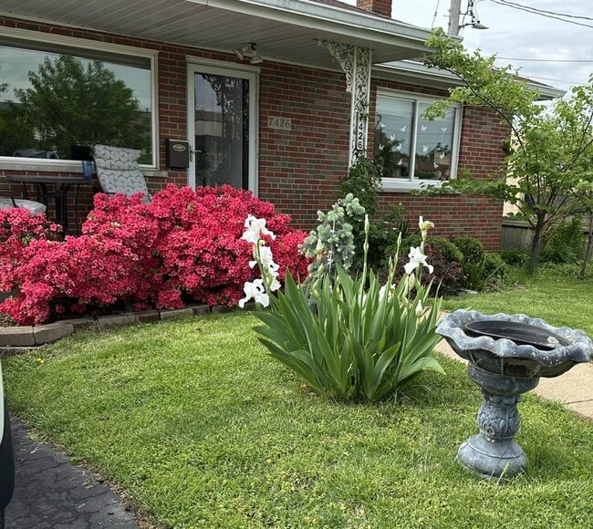 property at 7426 Lindbergh Dr