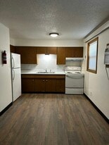 104 Philadelphia St in Rapid City, SD - Building Photo