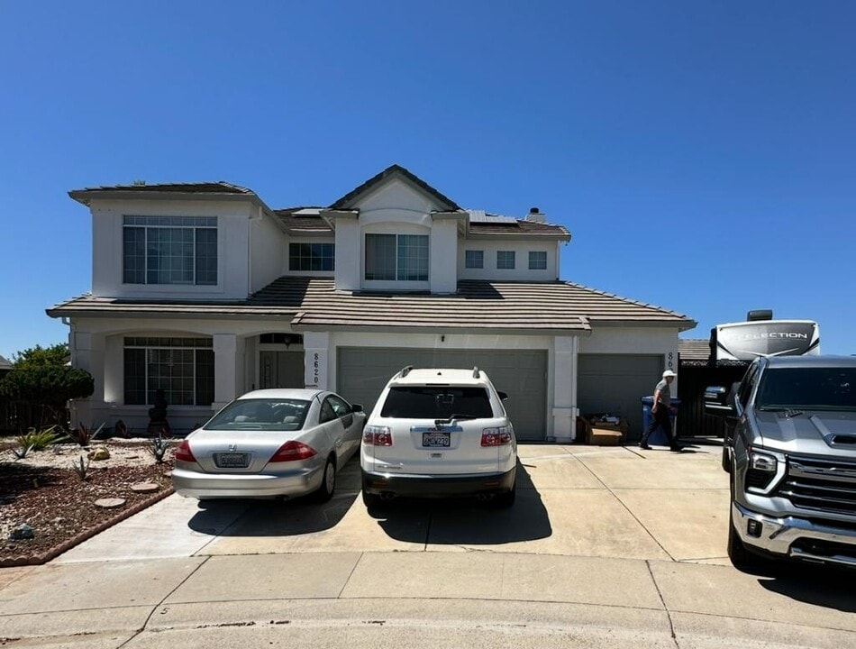8620 Wilhert Ct in Sacramento, CA - Building Photo