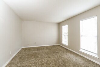 4511 Tabcat Ct in Charlotte, NC - Foto de edificio - Building Photo