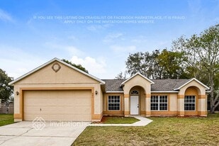 521 Mobley Dr in Deltona, FL - Building Photo