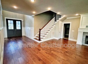 2338 Large Oak Dr in Ooltewah, TN - Building Photo - Building Photo