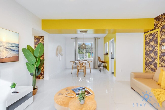 property at 809 S Ocean Dr