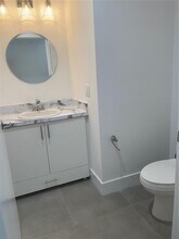 645 Palmetto Dr-Unit -10 in Miami Springs, FL - Building Photo - Building Photo