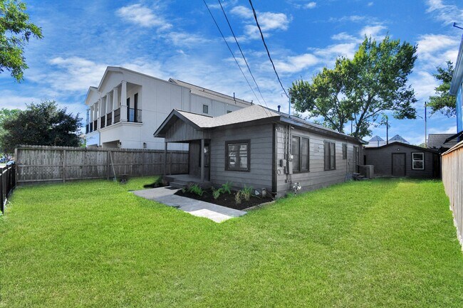 1507 Laird St in Houston, TX - Foto de edificio - Building Photo