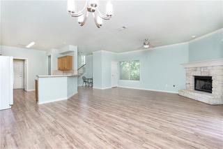 4801 E Oltorf St in Austin, TX - Foto de edificio - Building Photo
