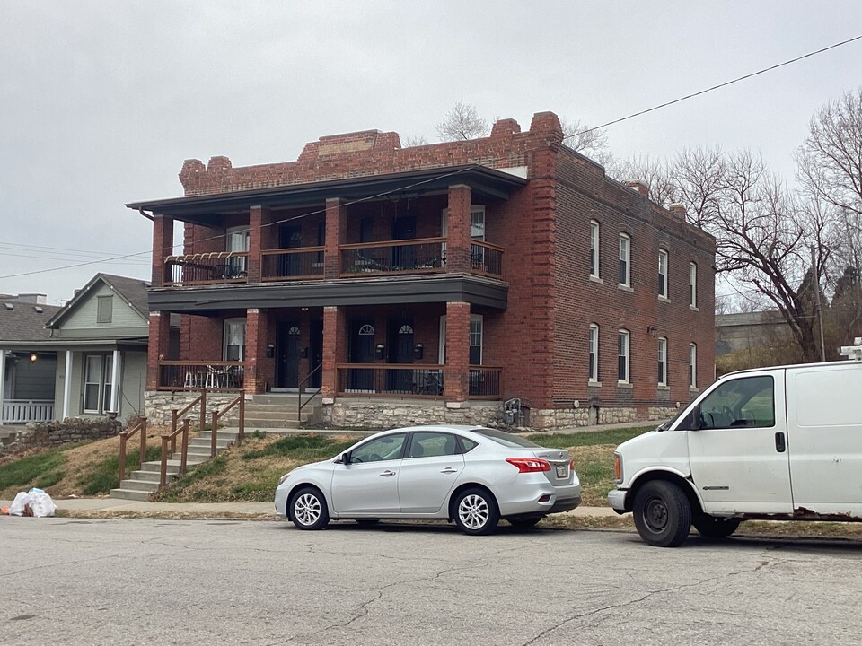 1836-32 Washington St in Kansas City, MO - Building Photo