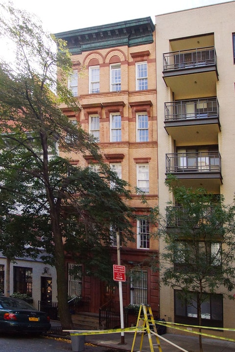 308 East 82nd Street in New York, NY - Foto de edificio