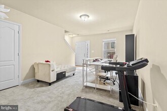 4410 Potomac Highlands Cir in Triangle, VA - Building Photo - Building Photo