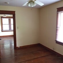 213 S Clark St in Bloomington, IN - Building Photo - Building Photo