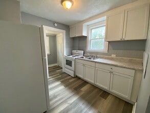 1725 Ford Ave in Akron, OH - Building Photo - Building Photo