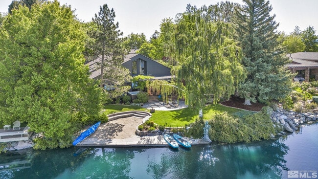 property at 2625 Spinnaker Dr
