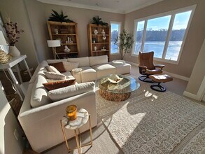 117 St Charles Ct in Pittsburgh, PA - Building Photo - Building Photo