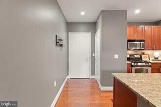 1800 Wilson Blvd in Arlington, VA - Building Photo - Building Photo