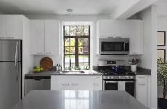 2004 W Diversey Pkwy in Chicago, IL - Building Photo - Building Photo