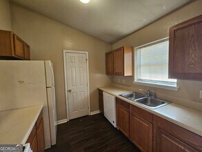 107 Lively Oaks Dr in Kingsland, GA - Building Photo - Building Photo