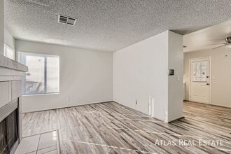 348 Dockside Ct in Las Vegas, NV - Building Photo - Building Photo