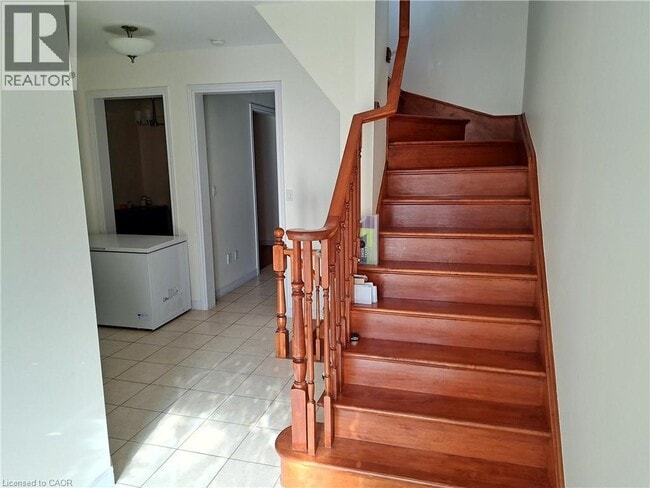 39 Matteo Trail in Hamilton, ON - Building Photo - Building Photo