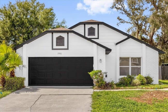 350 Lakebreeze Cir