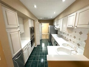 17725 Windflower Way in Dallas, TX - Building Photo - Building Photo
