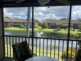 5555 Ashton Way in Sarasota, FL - Building Photo