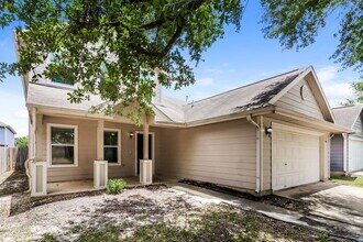 19710 Rocky Shores Dr in Tomball, TX - Building Photo - Building Photo