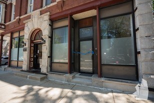 2049 N Hoyne Ave, Unit 2047-GS in Chicago, IL - Building Photo