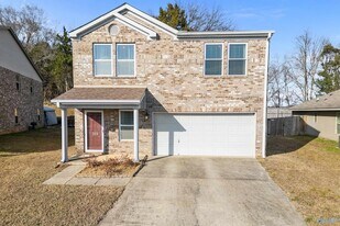 313 Mertle Dr in Huntsville, AL - Building Photo