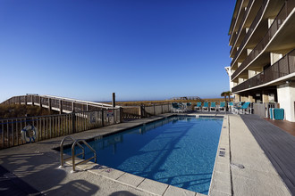 Emerald Surf in Navarre, FL - Foto de edificio - Building Photo