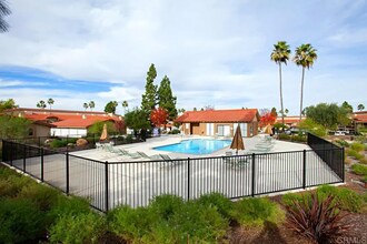 12260 Corte Sabio in San Diego, CA - Building Photo - Building Photo