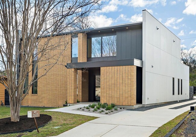 property at 2603 Little John Ln