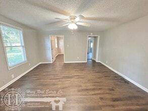406 W Clay St, Unit Unit B in Mebane, NC - Building Photo - Building Photo