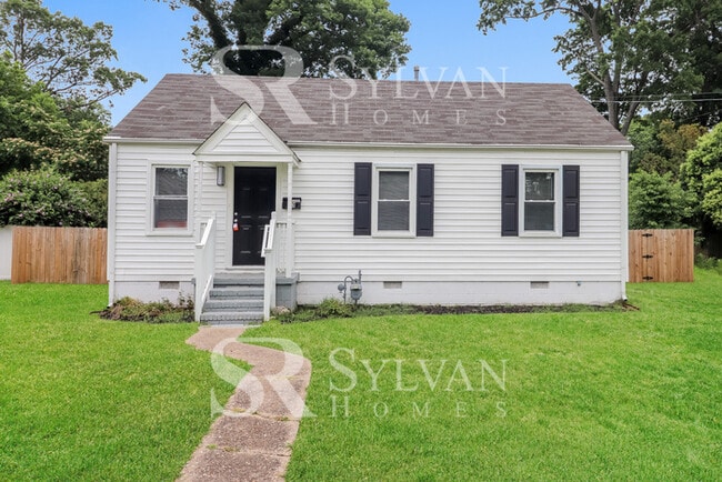 858 Burksdale Rd in Norfolk, VA - Building Photo - Building Photo