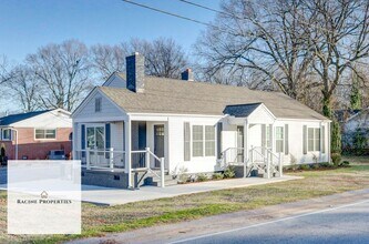 101 Poplar Dr in Greer, SC - Building Photo - Building Photo