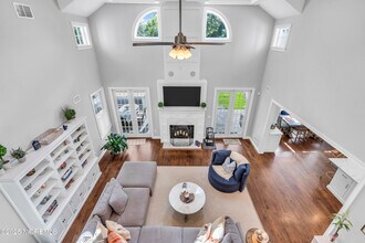 211 Lorraine Ave in Spring Lake, NJ - Foto de edificio - Building Photo
