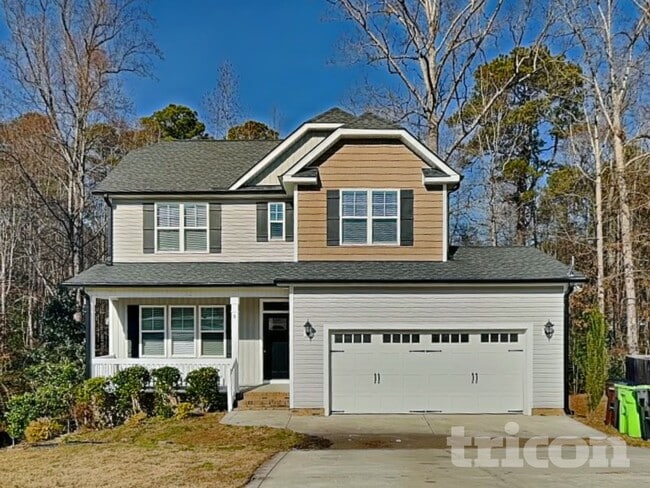 property at 8 Golden Crk Trl