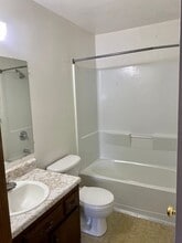 422-428 8th Ave NE in Watertown, SD - Building Photo - Building Photo