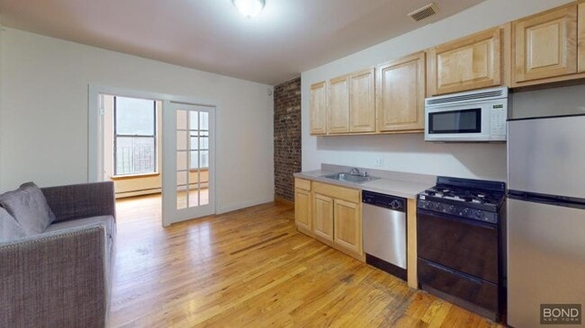 property at 814 10th Ave