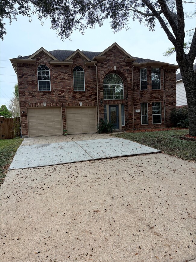 property at 611 Brazos Trace Dr