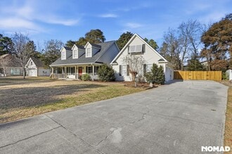 174 Hunting Bay Dr in Cape Carteret, NC - Building Photo - Building Photo