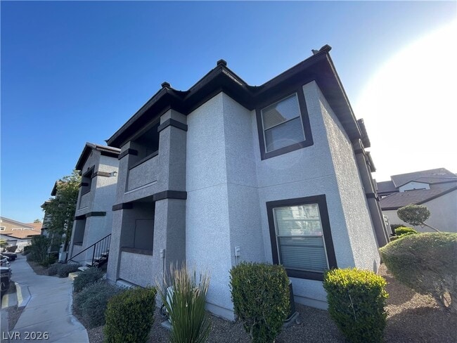 property at 45 Maleena Mesa St