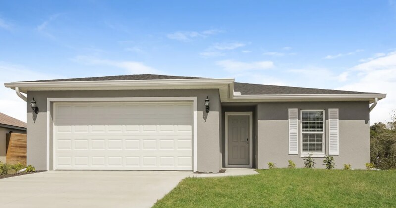 3904 15th St W in Lehigh Acres, FL - Building Photo