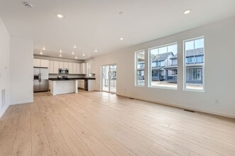 24736 E Evans Dr in Aurora, CO - Building Photo - Building Photo