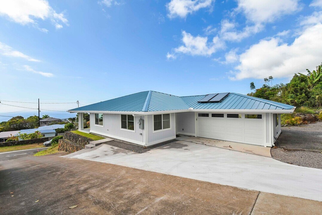 81-4849-4849 Mahiku Lani Pl in Kealakekua, HI - Building Photo