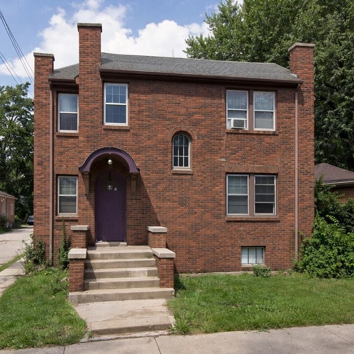 914 18th Ave in Rockford, IL - Building Photo