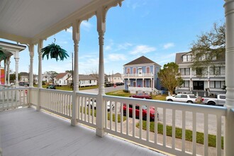 1604 Avenue L in Galveston, TX - Building Photo - Building Photo