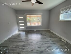 4095 Eckert St in Chilliwack, BC - Building Photo - Building Photo